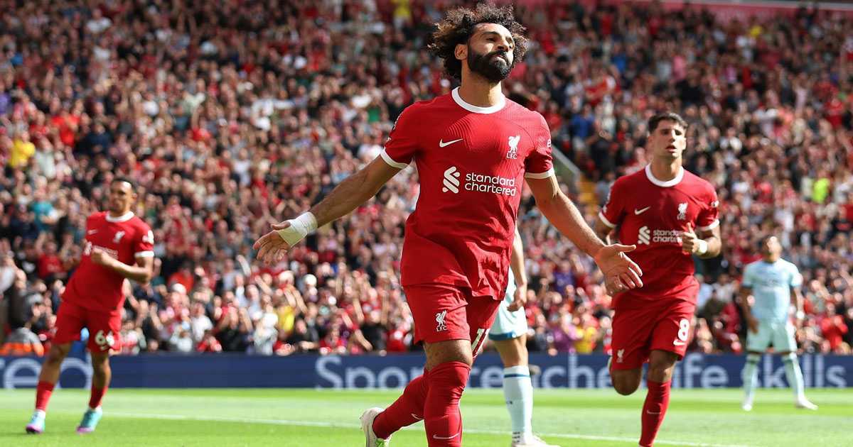 Điểm lại danh sách xuất trận giữa 2 CLB